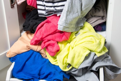 Efficient document shredding during office clearance